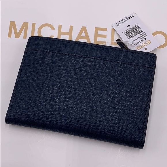 MICHAEL KORS JET SET TRAVEL MD CARRYALL W CRDCSE - Picture 16 of 16